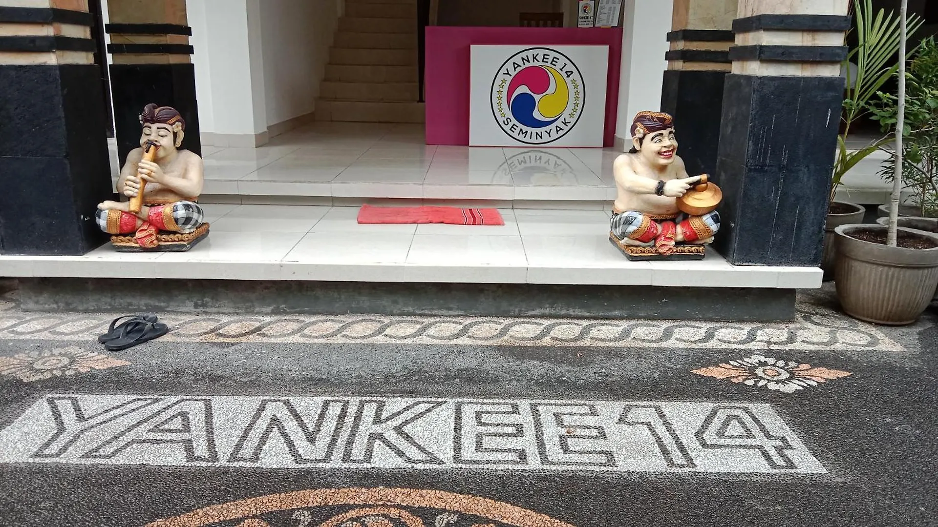 Yankee 14 Homestay Seminyak